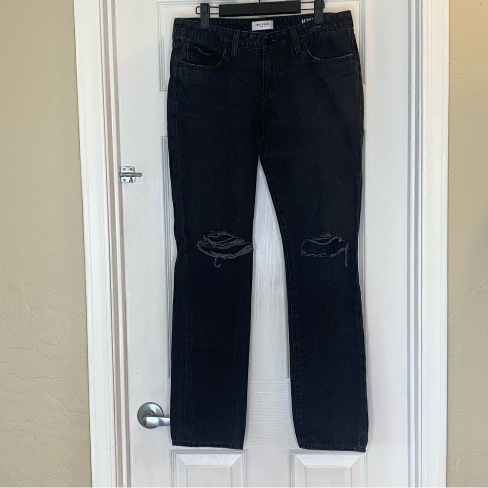 Big Star Nova XVI 14 Kate  Straight Jeans Size 29 Black Busted Knee